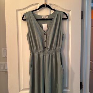 Sleeveless Green Jumpsuit